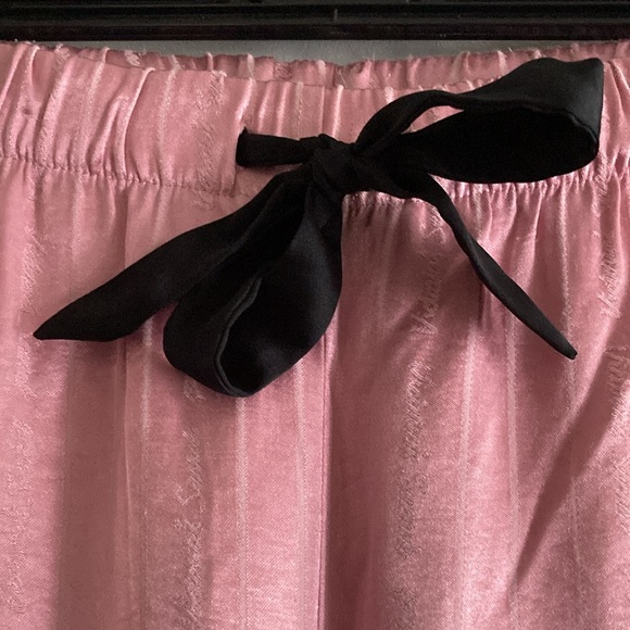 Victoria’s Secret Satin Stipe PJ’s, Sz M - Picture 3 of 8